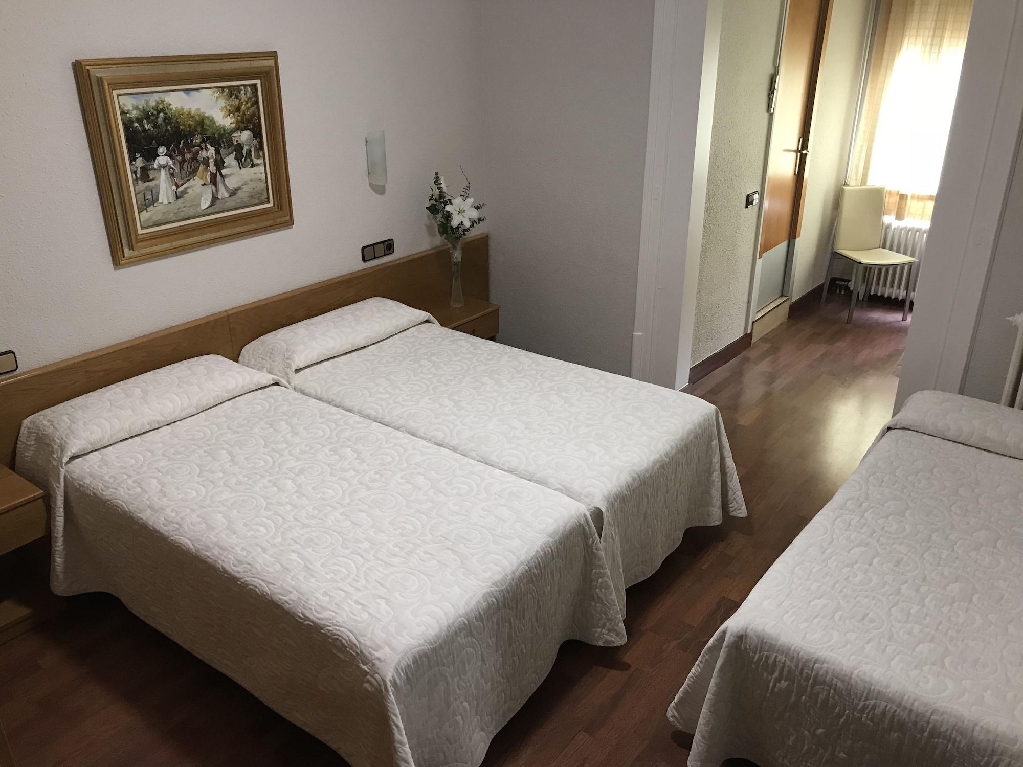 Pelayo Hotel *