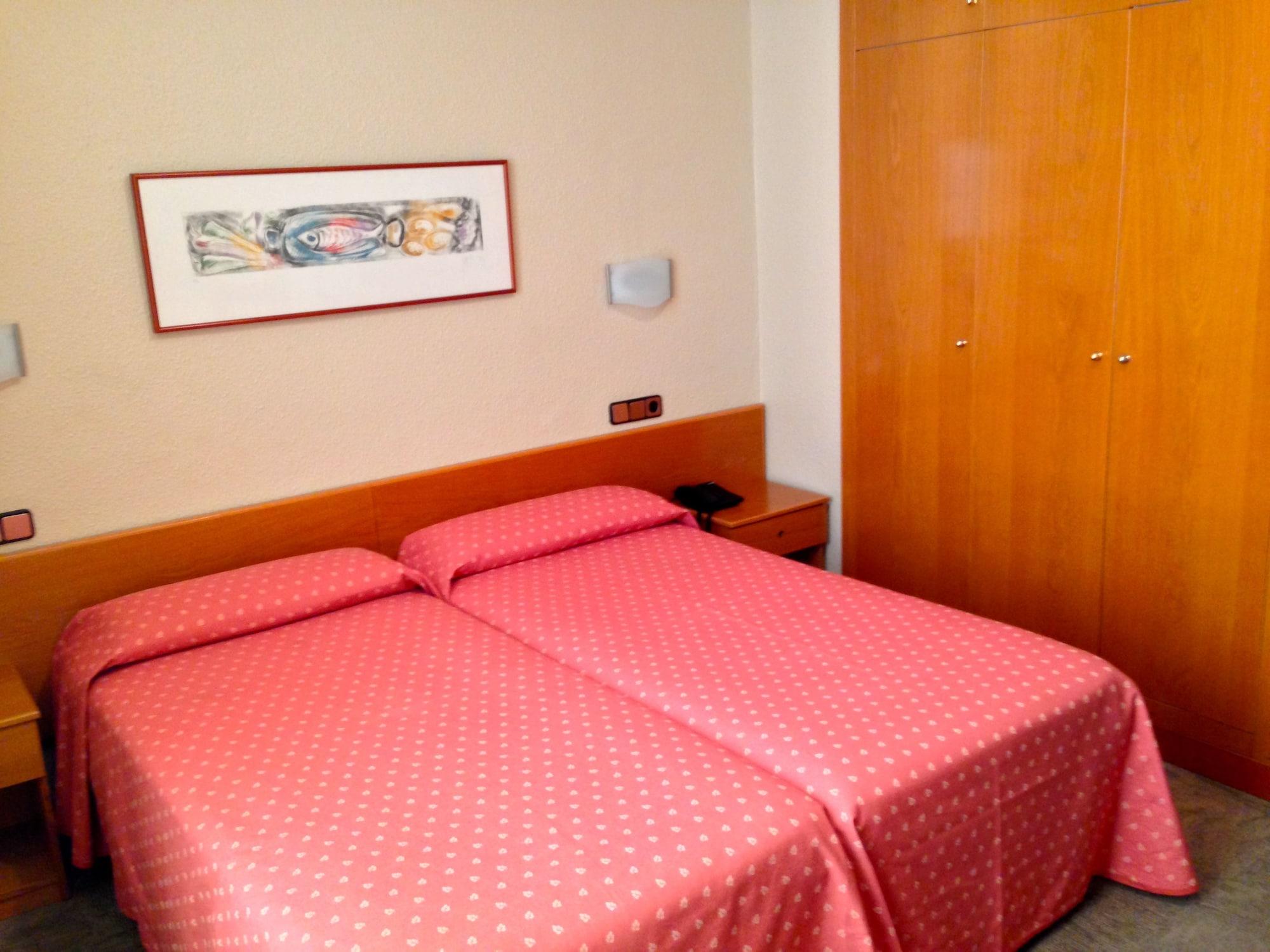 Hotel Pelayo *